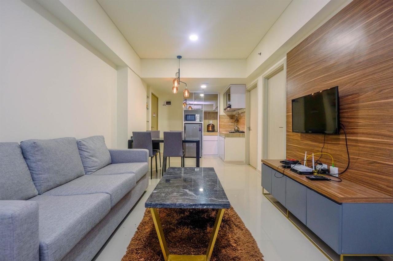 Comfort And Strategic 3br Meikarta By Travelio Apartemen *