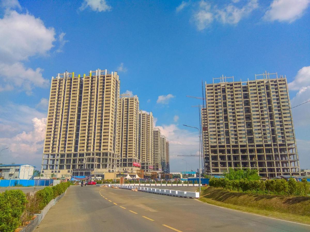 Comfort And Strategic 3br Meikarta By Travelio Apartemen *